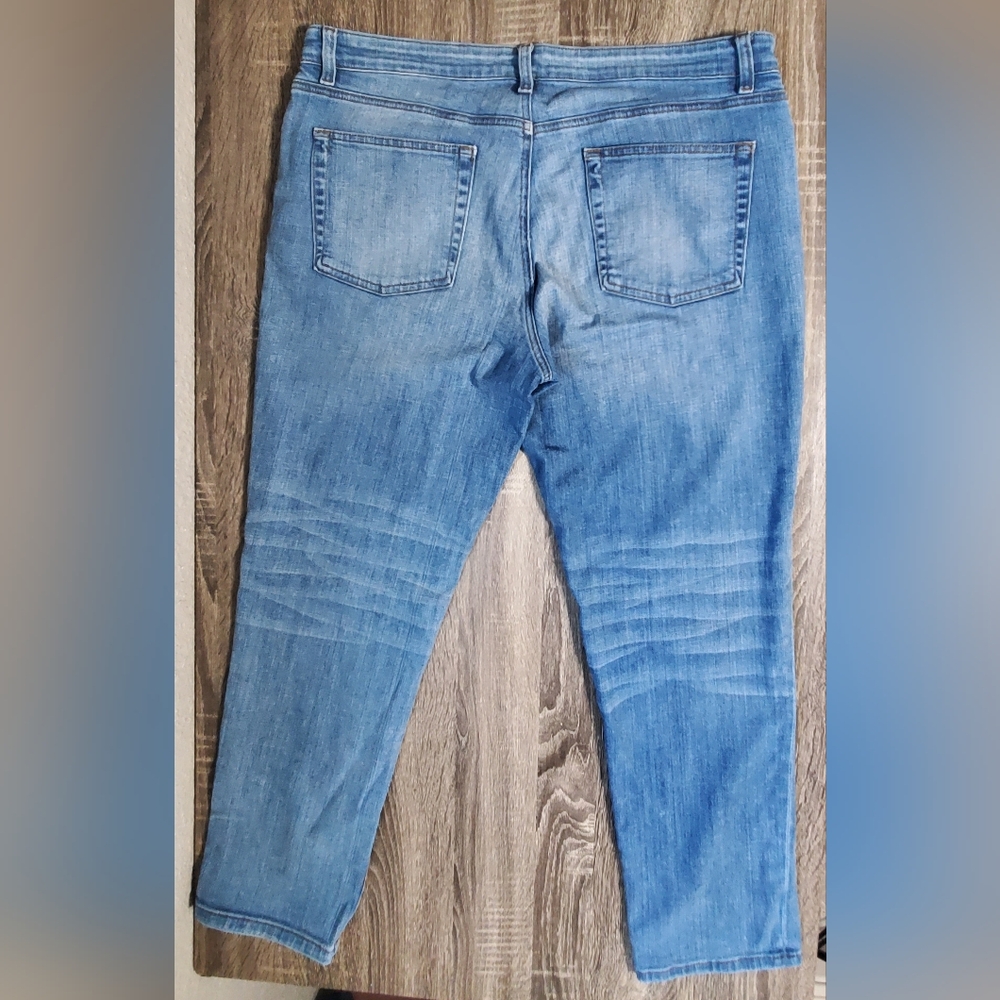 Eileen Fisher Women's Jeans Size 14 Light Wash Pre-owned - Picture 3 of 16